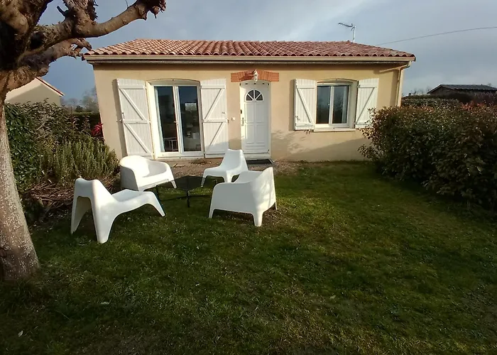 Lägenhet 2 En Rez-de-jardin Puylaurens